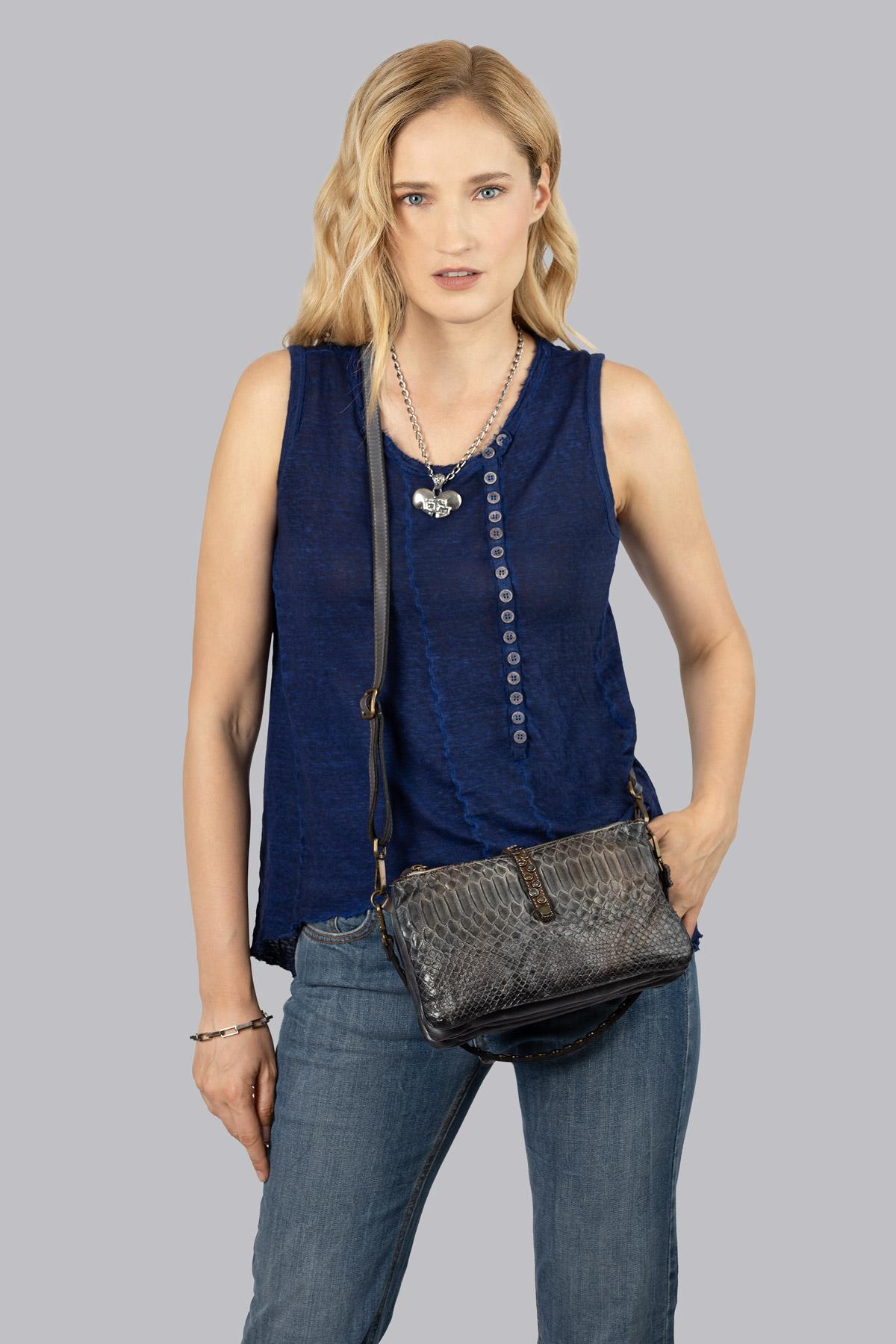 Kaylu Regin Python avion met